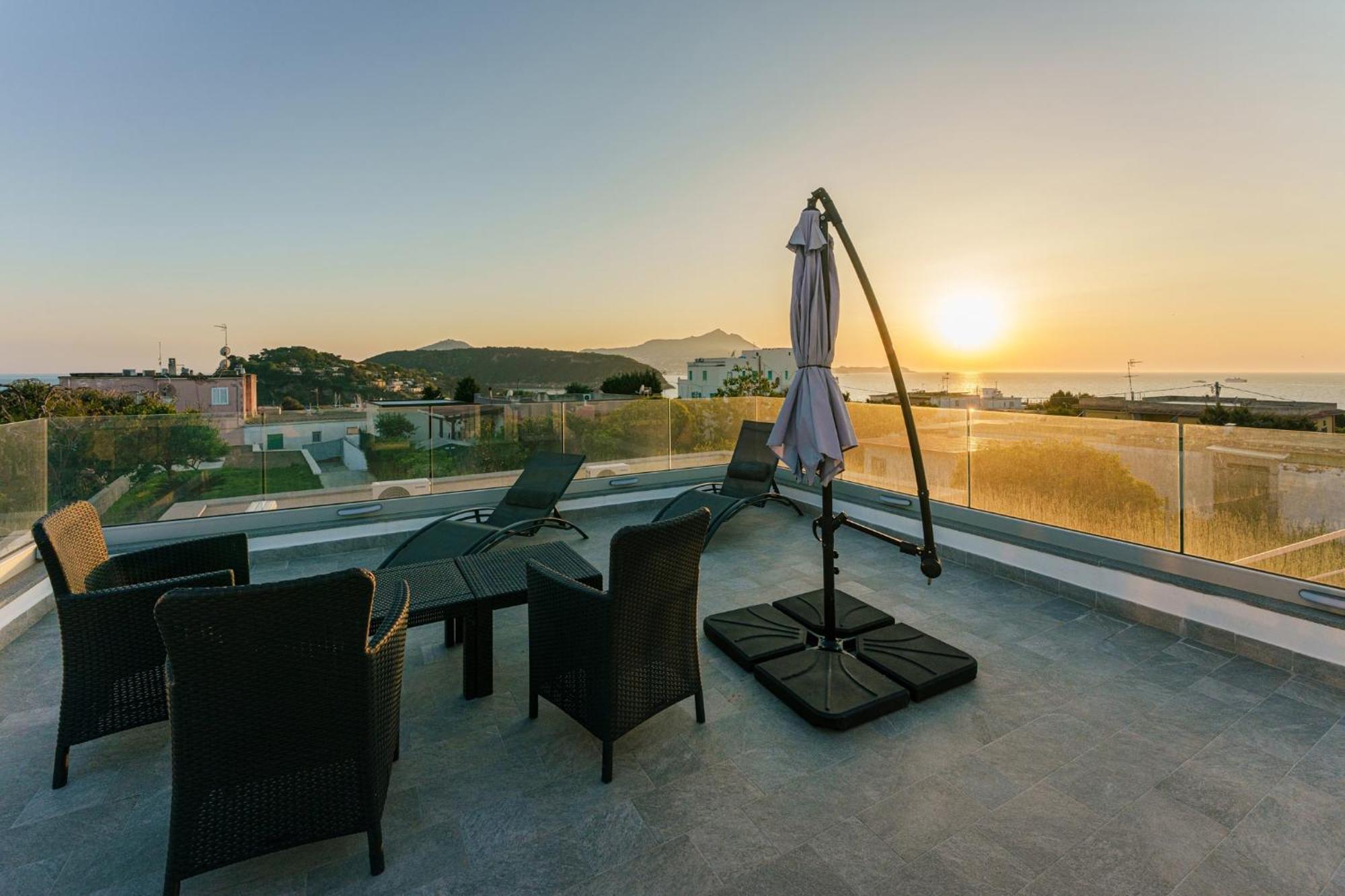 Le Rondinelle Rooms Procida Luaran gambar
