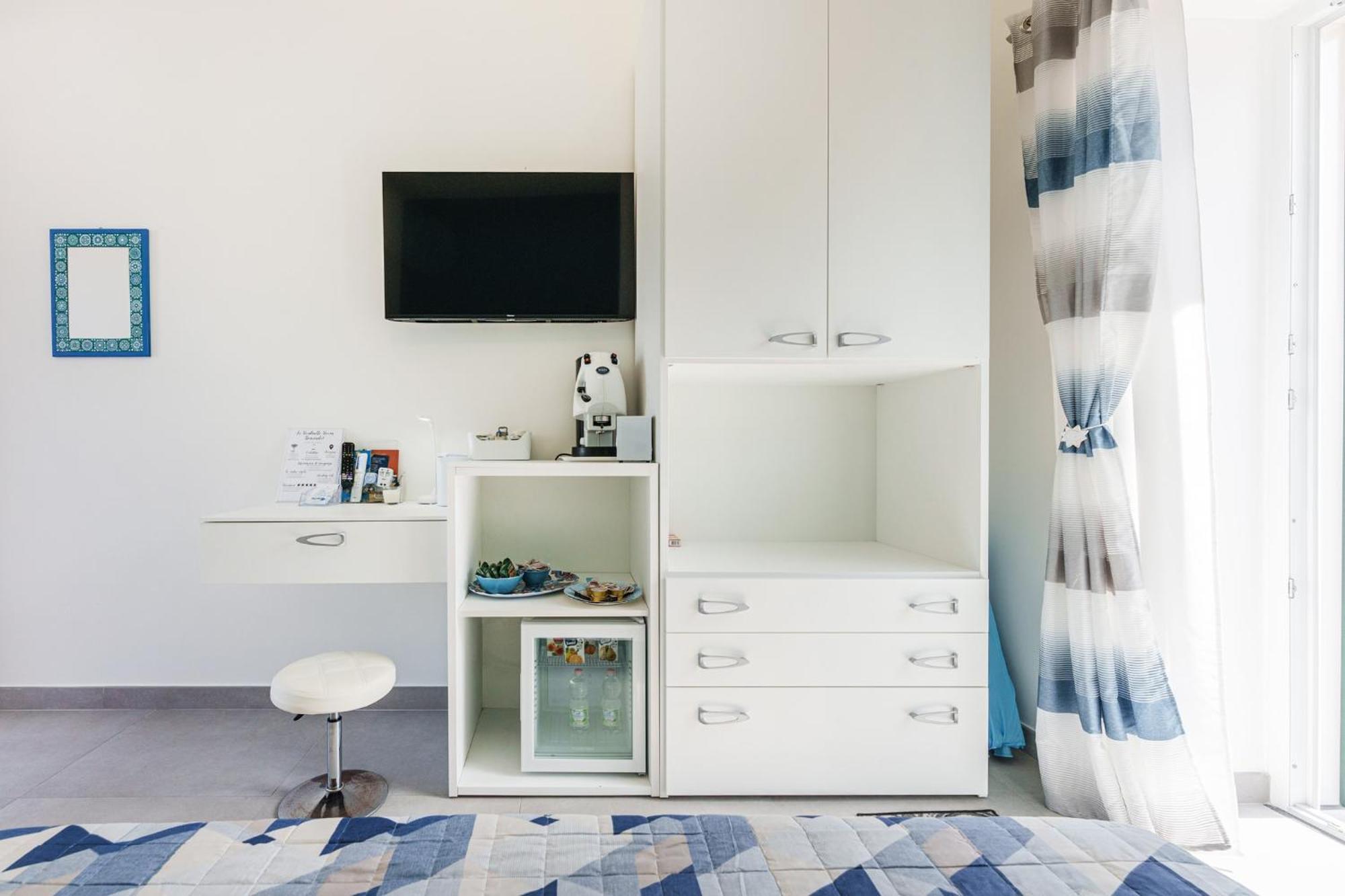 Le Rondinelle Rooms Procida Luaran gambar